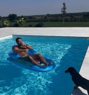 Mark Wright Instagram - A wholesome weekend that was a scorcher!! Family time from start to finish. Being uncle Mark is the best 
💙☀️👶 🐕 🍺