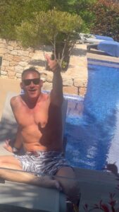Mark Wright Instagram - He had no idea I was in Ibiza, never mind the room next to him 😂 @tobyanstis that was funny