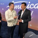 Mark Wright Instagram - Back behind the 🎤 for @extratv great fun with the @americanidol gang @katyperry @lionelrichie @ryanseacrest Los Angeles, California