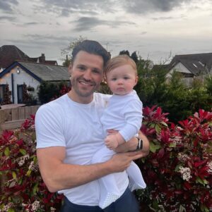 Mark Wright Instagram - It’s the little legends 1st birthday. Nutty unc will always be your nutty unc and keep you nutty with me 😂 Presley I love ya kid x