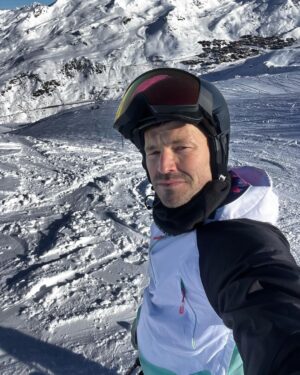 Mark Wright Instagram - Wow what a Birthday week that was!! I might be feeling older 🙈 but certainly still having fun ⛷️ Nothing beats being on the mountains with my nearest and dearest!! Can’t wait for the next one!! Thanks to @crystalholidays for making it so special!! ❄️ 💙