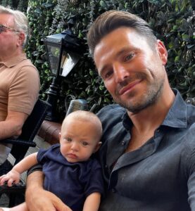 Mark Wright Instagram - A wholesome weekend that was a scorcher!! Family time from start to finish. Being uncle Mark is the best 💙☀️👶 🐕 🍺 Home Sweet Home