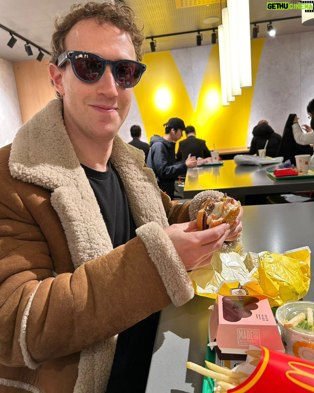 Mark Zuckerberg - 455.4K Likes - Japanese McDonald's: 10/10. Give these guys a Michelin star.