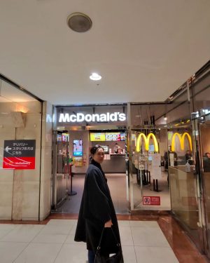 Mark Zuckerberg Instagram - Japanese McDonald's: 10/10. Give these guys a Michelin star.