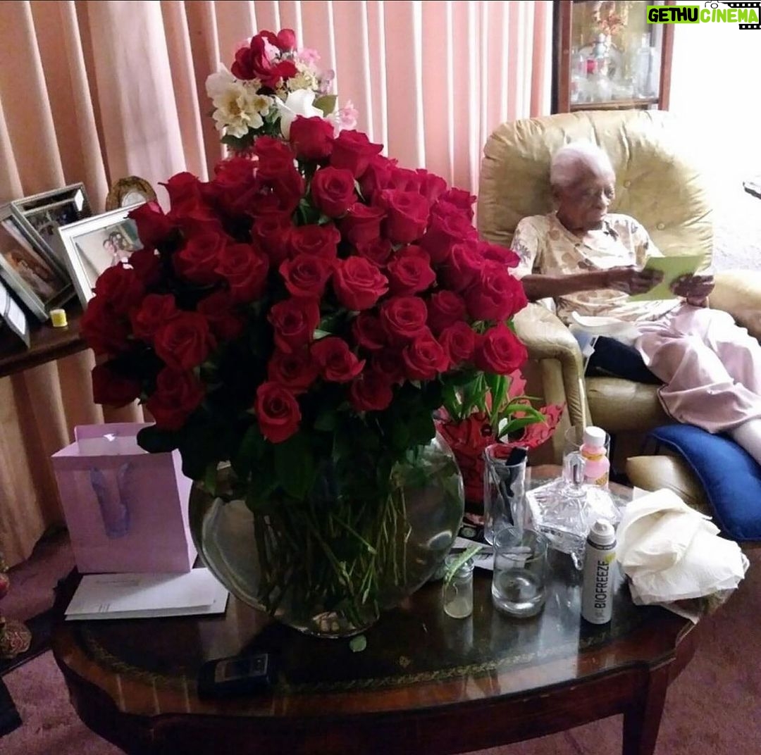 Marlo Hampton Instagram - Wishing the truest Aquarius Diva my foster grandmom (who was my everything) the happiest of Heavinly birthday’s! 😘😘🥳🥳 I miss you so much and appreciate all the love & prayers that you still send me from heaven to this day🙏🏽🙏🏽!!