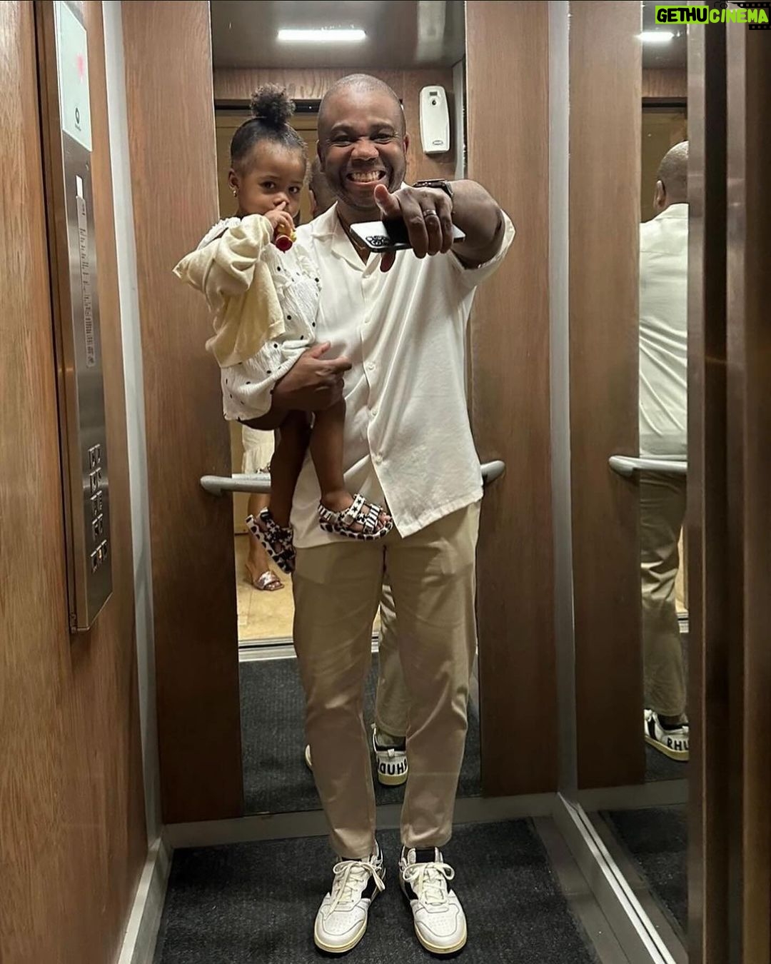 Marlo Hampton Instagram - Happy Birthday 🎊🎂to my Aquarius brother @jus10__perry you’re an amazing husband, creative manager, dad, son, & uncle! We give you hell, but we all love you a lot!! Live it up all ♒️ season.
