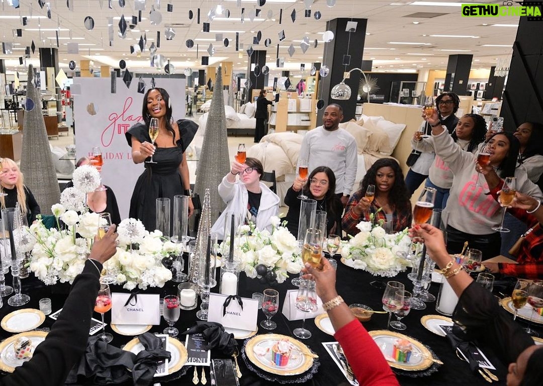 Marlo Hampton Instagram - Over the weekend I partnered with Bloomingdales for my annual Glam It Up Holiday Luncheon 🎄benefiting foster care girls in Atlanta💕. 1️⃣st We enriched the minds by going around the table & sharing our stories 📖 2️⃣nd I went into teacher mode & shared a fact about my favorite designer ((#DidyouKnow that Chanel was an orphan?!)) 3️⃣rd we enjoyed holiday punch crafted by @sunshine_lomax & her Whenever Wherever Concierge crew, food was courtesy of @toastonlenox, & dessert @cheesecaked, 💐florals & 🍽️table setting @designerproductions event planner 🗒️& graphics @drivenbylmg 4️⃣th We played the @fostercarefridays trivia game & raffled off prizes 5️⃣th We toasted (apple cider) to all the blessings coming our way 6️⃣th We headed downstairs to Bloomingdales Intimates department & the girls were all bra fitted by a specialist & shopped for Bra’s (growing up in foster care, I never had access to a bra that fit properly). 7️⃣th — it was time for the big SURPRISE, the Bloomingdales team created a bespoke pop up shop & each girl shopped for items off of their Christmas wishlist. It was an amazing day. With lots of fun, laughter, real talk, & surprises!! More 📹 & 📸 to come. 🙏🏽Thank you to everyone who donated to @glamitupinc we have a lots of new things coming in 2024 for my girls. Bloomingdale's
