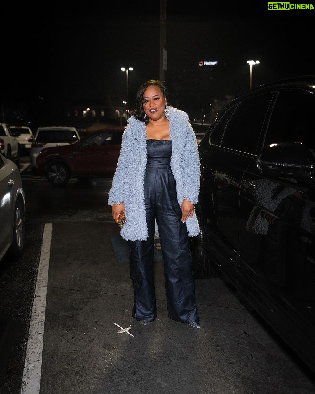 Marlo Hampton Instagram - Everytime I step out the door itβs a celebration ππ Had a ball celebrating my friend @k_burgess48 bday at @tikithai_atl π½οΈ πΈ @princedaphotographer π @bmoresweetsatl Tiki Thai Atl