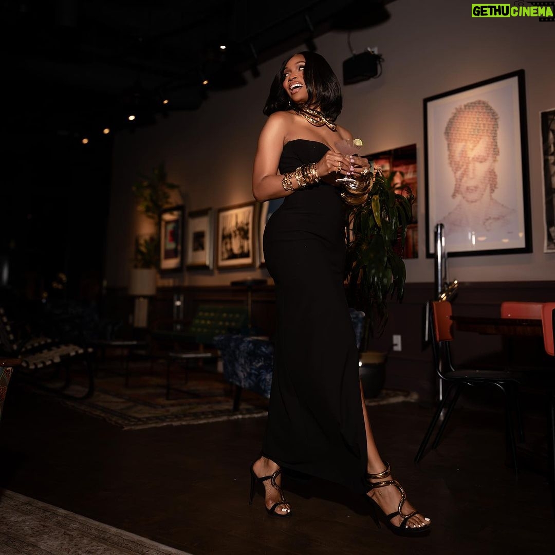 Marlo Hampton Instagram - I’m the truth, so hold your lies.