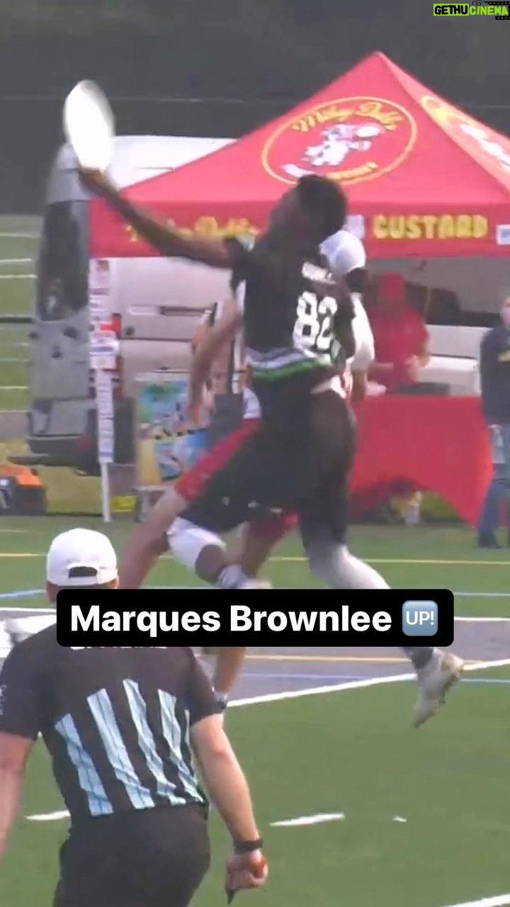 Marques Brownlee Instagram - Marques Brownlee’s got the bounce 🐇