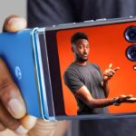 Marques Brownlee Instagram - RAZR beat Samsung to the punch by covering the whole outside of their flip phone with another screen… $999. cop or drop?