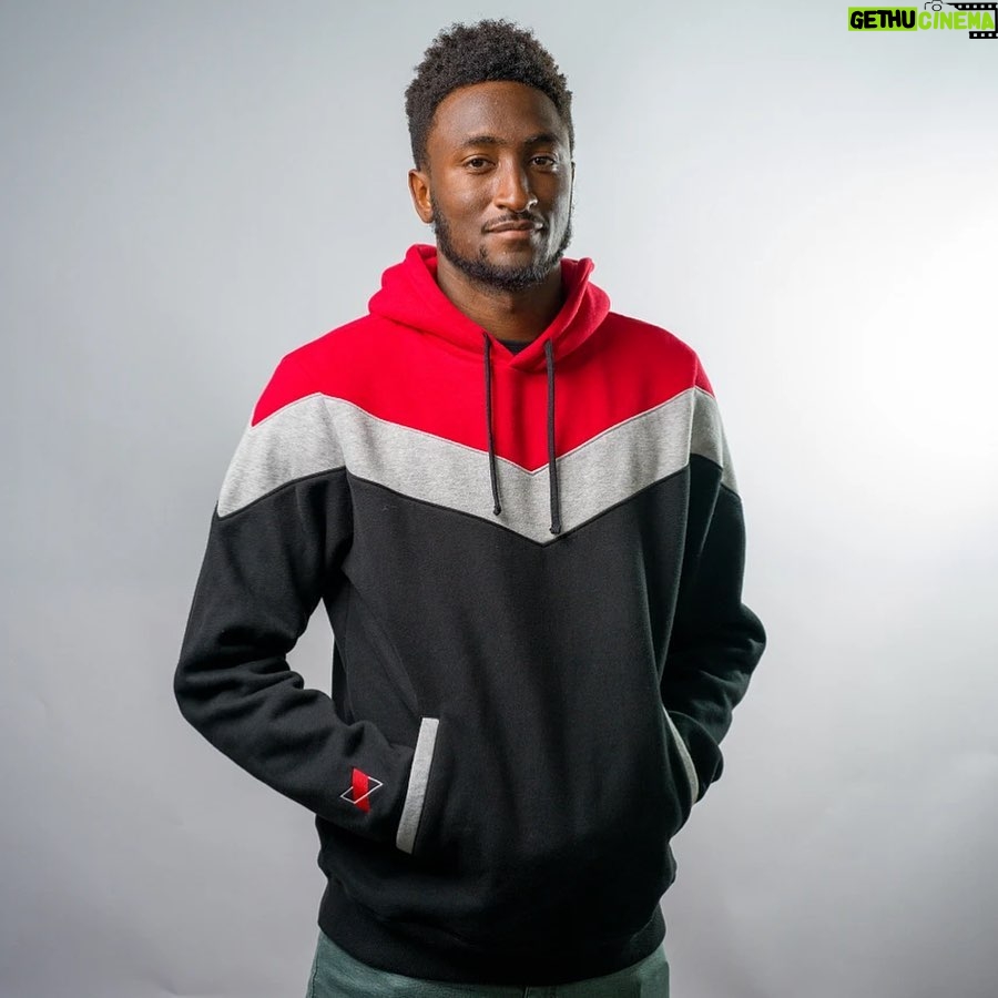 Marques Brownlee Instagram - My modeling career is going great, thanks for asking!