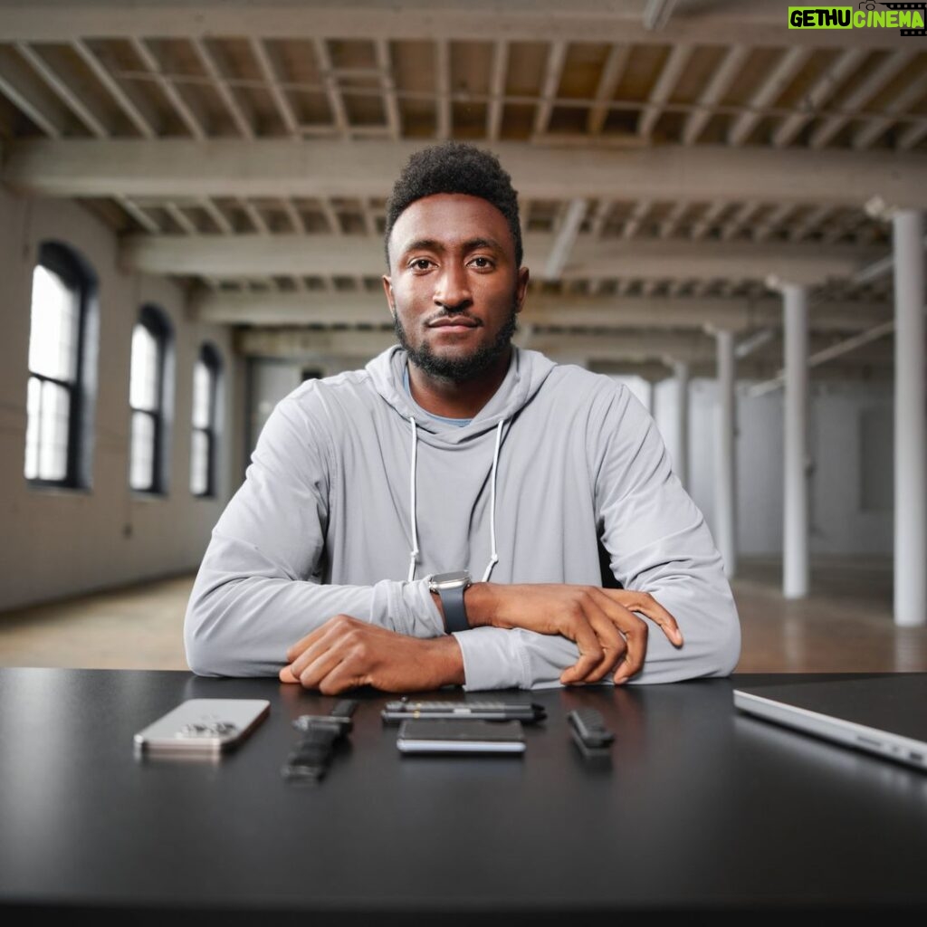 Marques Brownlee Instagram - MKBHD x Ridge Been working on this for months! I’m joining Ridge as chief creative partner and joining the board. Honestly they’re the perfect partner to start making actual products. Big and experienced enough to have the manufacturing expertise to turn ideas into reality BUT not too big that they’re unwilling to listen and be nimble. I have a lot of product ideas, and together we’re going to actually make them happen Also on this crazy journey as a creator I’ve been lucky enough to open doors along the way, and this feels like a great signal for future creators to be able to do the same. Welcome to the beginning of the next era of everyday carry. Stay tuned 👀 @ridgewallet