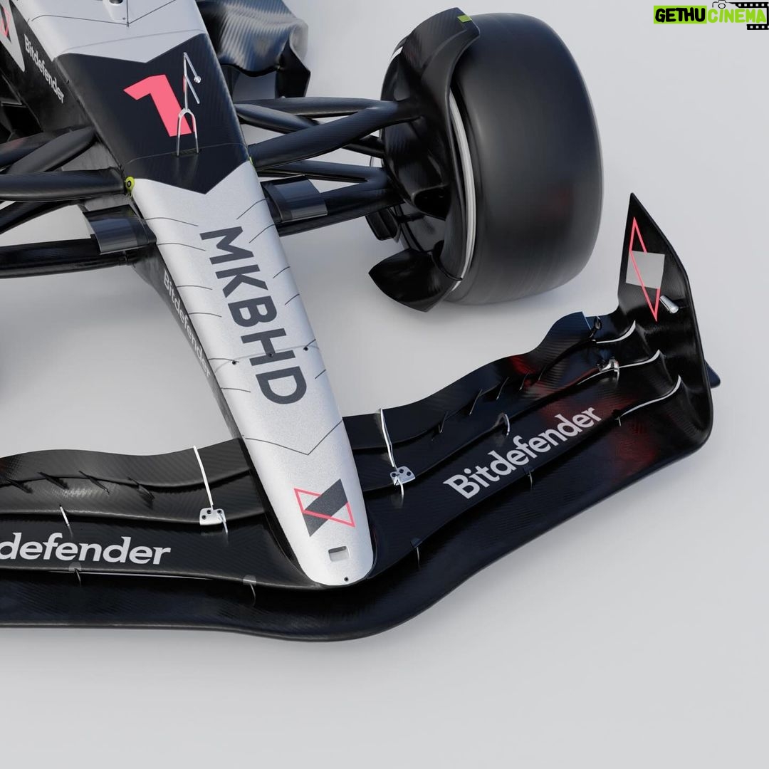 Marques Brownlee Instagram - New video just went live- Formula One Explained! Huge shoutout to @formula.addict for the incredible graphics visualization. Go follow them!