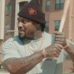 Marshawn Lynch Instagram - Pat Mahomes Sr. shares his Welcome to the @MLB moment courtesy of none other than @therealkengriffeyjr. #Humbled #NYoCity Negro Leagues Baseball Museum