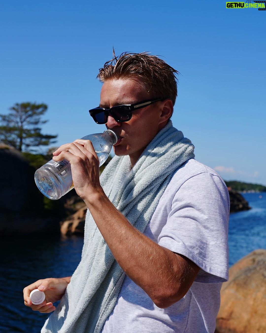 Martin Ødegaard Instagram - Recharged 🔋☀️
