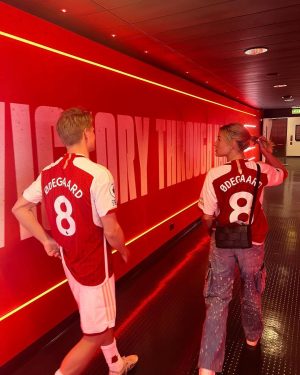 Martin Ødegaard Instagram - Life is good 🫶🏼