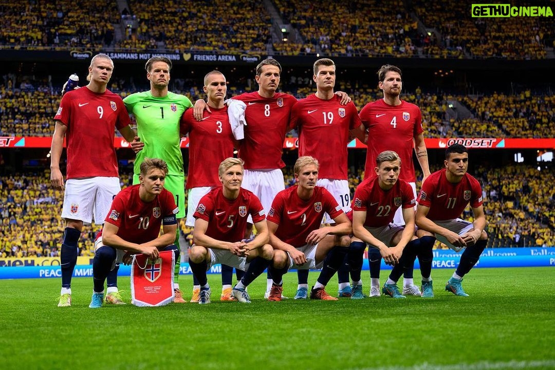 Martin Ødegaard Instagram - Alt for Norge 🇳🇴❤️ Friends Arena