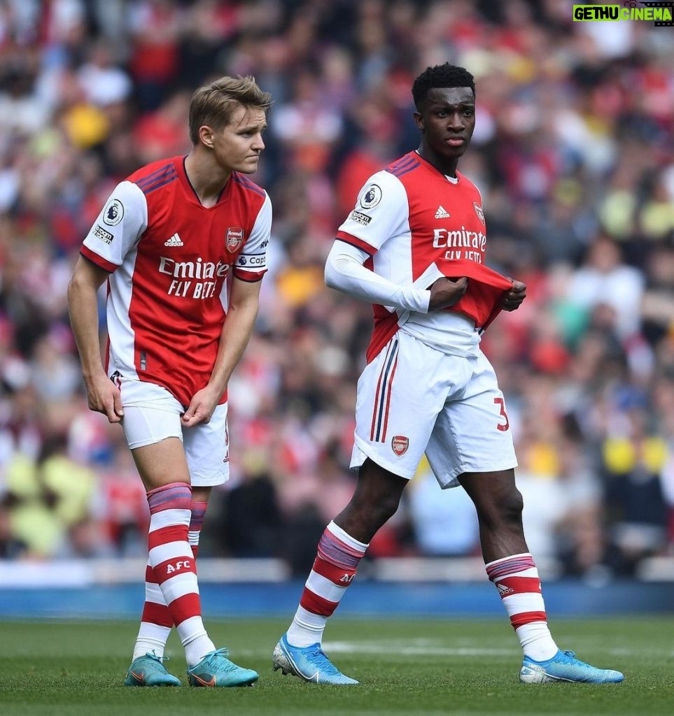 Martin Ødegaard Instagram - We’re The Arsenal ❤️ Emirates Stadium