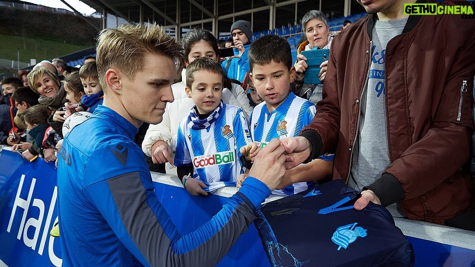 Martin Ødegaard Instagram - De vuelta!⚽️👌🏼 Zubieta XXI