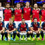 Martin Ødegaard Instagram - Stolt av å spille for Norge. Stolt av å være en del av det laget her. Alt er fortsatt mulig! ❤️🇳🇴