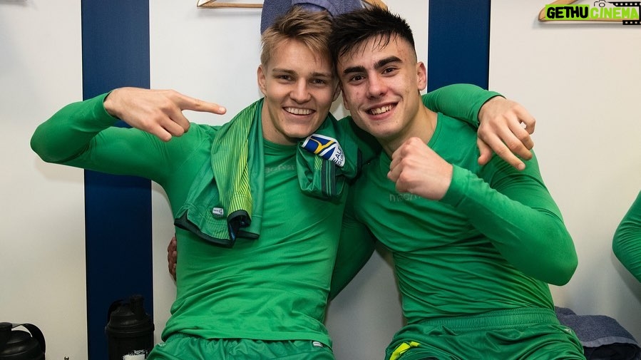 Martin Ødegaard Instagram - Noche especial! Que grande es este equipo! Gracias por el cariño🙏🏼🙏🏼