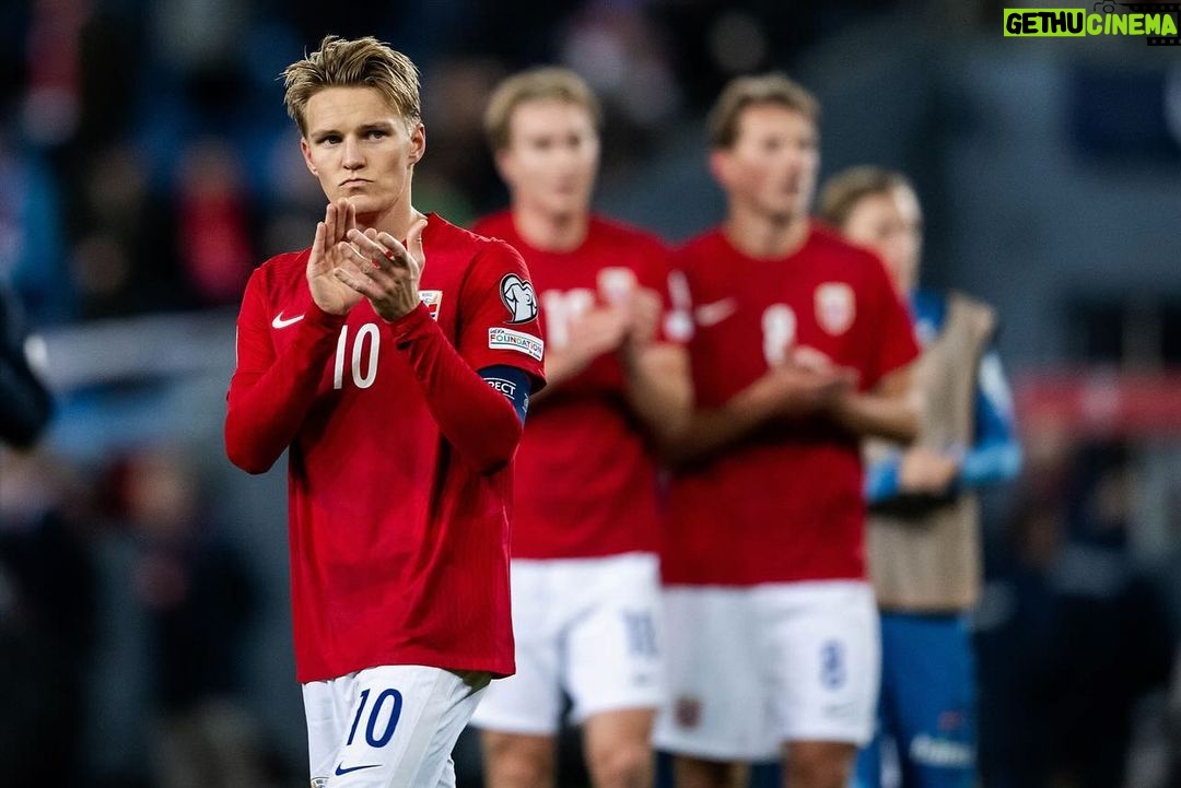 Martin Ødegaard Instagram - Vi skal stå sammen, lære og bli bedre. Takk for støtten…❤️