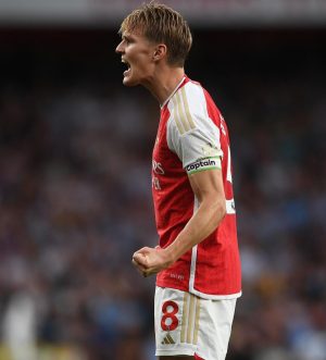 Martin Ødegaard Instagram - Well done team👏🏼❤️
Amazing atmosphere and support! Thank you gunners🙏🏼