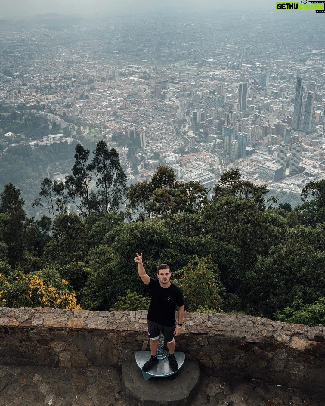 Martin Garrix Instagram - buenas noches parceros! couldn’t wish for a better show to kick off this tour! Thank you guys for everything ❤️🇨🇴 Bogotá, Colombia