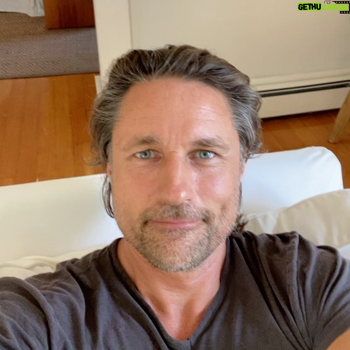 Martin Henderson Instagram - Hi my name is Billinda but my friends call me B. Like Martin I’m a proud kiwi (New Zealander). In Dec. I decided I needed to do something regularly to look after my wellbeing so I set up a wellbeing platform where I post inspirational quotes and set wellbeing challenges. On the 25th March the whole of New Zealand went into lockdown due to Covid-19 and it was during this time I decided to start interviewing inspiring people to talk about what they were doing to look after their wellbeing in the hope to inspire and encourage others. I was lucky enough to chat with Martin. On the 7th of August there was an article in the New Zealand Herald which caught my eye and sparked an idea, with a new direction in interviewing inspiring people. The article was encouraging people to get behind a new website loneliness.org.nz with the aim ‘Let’s End Loneliness’ because conquering loneliness in New Zealand will improve the wellbeing of our population. I started researching and found loneliness is a serious worldwide public health problem. And now more than ever people are unable to come together in the physical sense because of the pandemic. It got me thinking...what can I do during this time of isolation for many to help make them smile, to give them a positive, lifelong memory? And that is when I approached Martin who loved the idea of bringing people together all over the world to chat. On Saturday 29th August, 7.30 pm pacific daylight time I will be live streaming on YouTube a Zoom interview with Martin and we would love for you to join us as an audience member with some of you getting the opportunity to speak to Martin yourselves and ask him a question. Spaces are limited. Please email chattingwithb@outlook.com for more information. We look forward to meeting you!