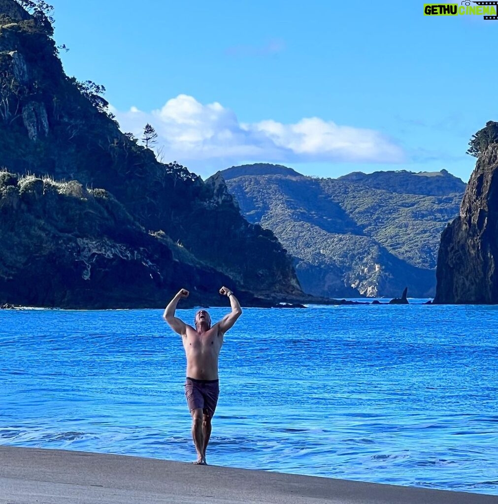 Martin Henderson Instagram - Spring is here in New Zealand!!! First post winter dip and feeling so alive and grateful to be from this magical country. #getoutside
