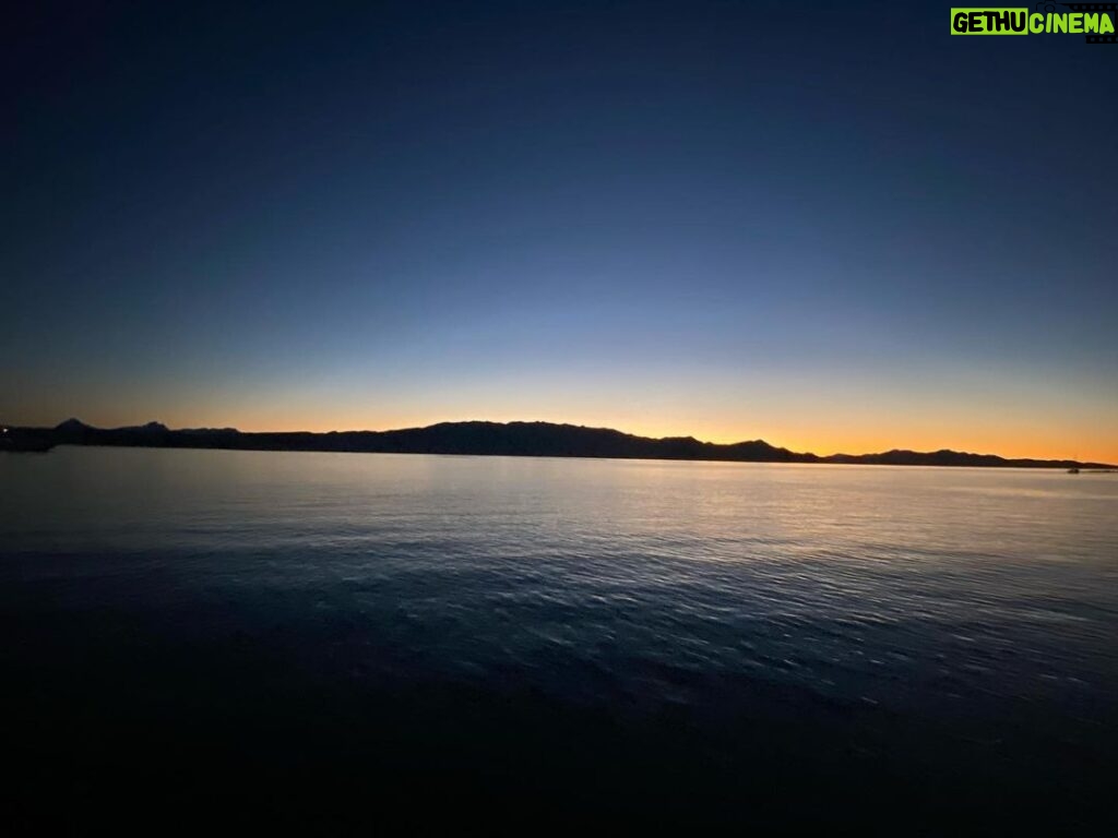 Martin Henderson Instagram - Beautiful Baja. Buenas Noches #nofilterneeded Isla Coronado