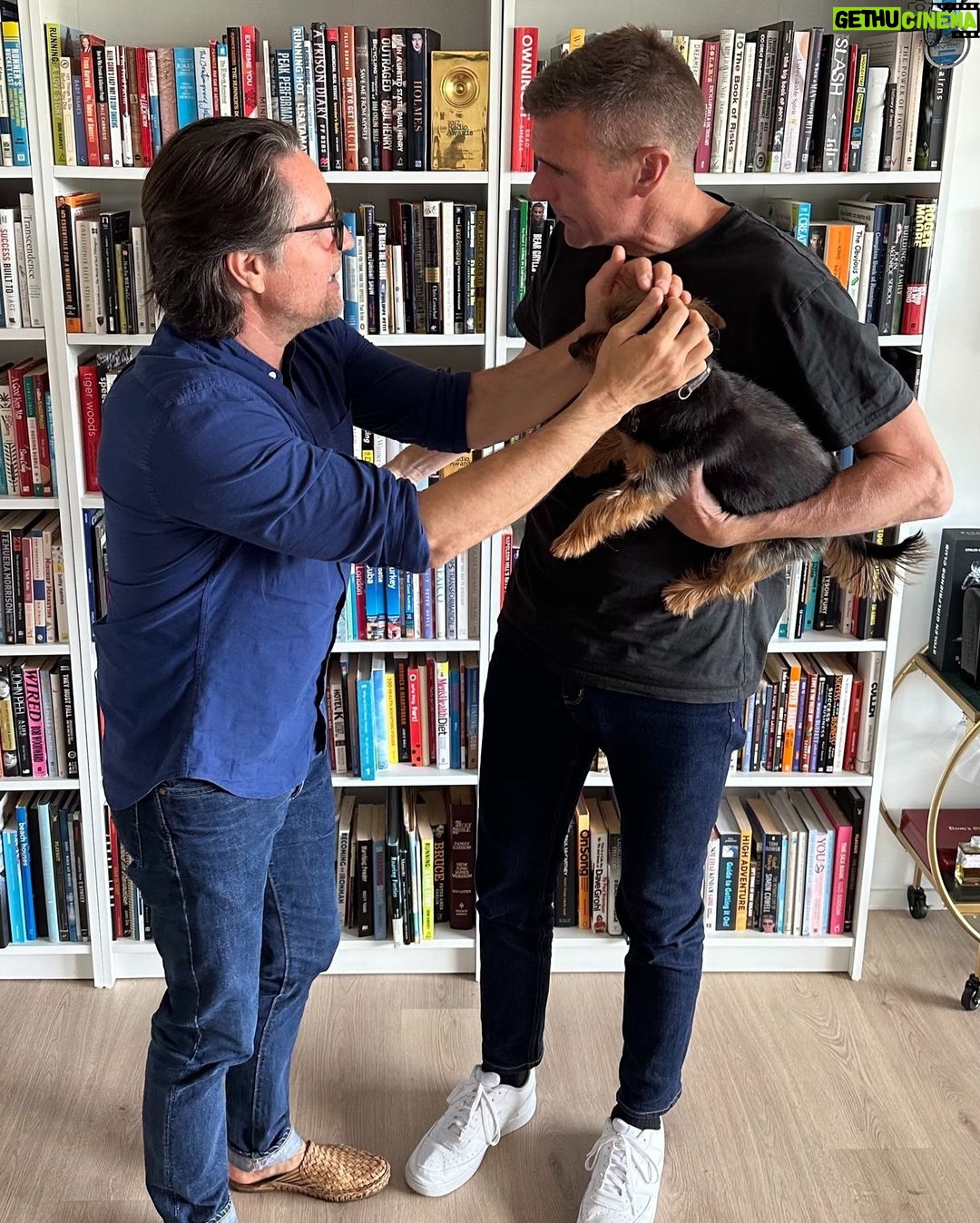 Martin Henderson Instagram - What an absolute treat this was… I’m so excited to share this with you guys. To have this sort of conversation in terms of both length and content with an actor of Martin's level was truly a pinch myself moment and I cannot thank him enough for his generosity. We cover a lot of ground in this one- the early years of Shortland Street, moving to Aussie and becoming best mates with the late Heath Ledger, the Britney Spears Toxic music video, Greys Anatomy, Virgin River and that’s just the career stuff. The episode is live on all podcast platforms - hope you enjoy it as much as I did! #martinhenderson #nzpodcast #virginriver Auckland, New Zealand