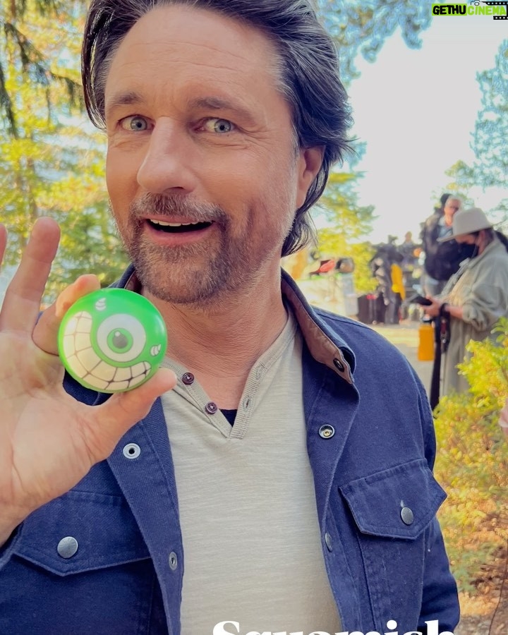 Martin Henderson Instagram - A day in the life of a show #virginriver A few BTS moments to tie you over till season 5 makes it’s way to @netflix next year…