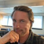 Martin Henderson Instagram - Jack’s back! Day 1 of shooting #virginriver Season 5 - feels good to slip back into jacks boots. Hope y’all enjoy season 4 tomorrow!!!! 😀😀🎉🎉