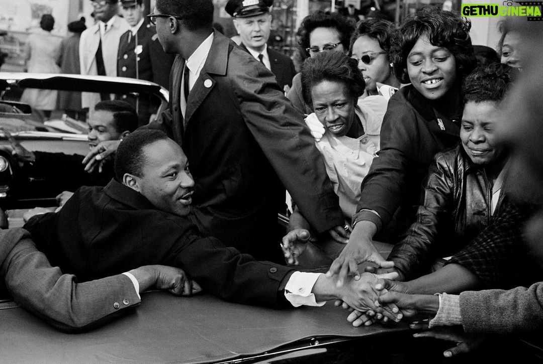 Martin Lawrence Instagram - โThe time is always right to do what is right." - Martin Luther King Jr. ๐๐พ #mlk Los Angeles, California