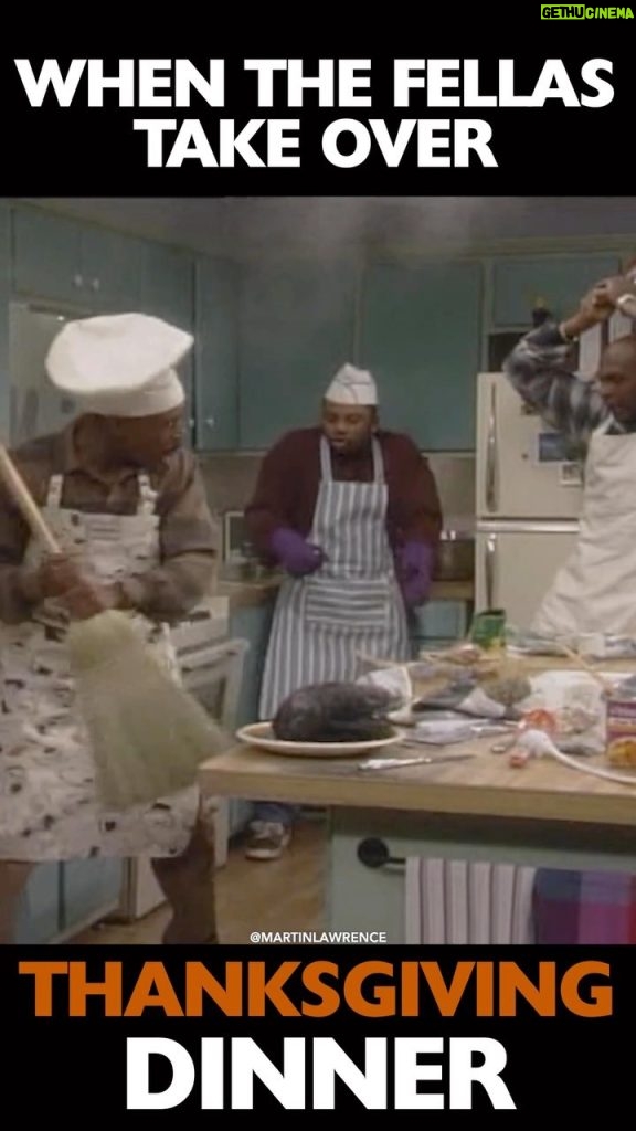 Martin Lawrence Instagram - Have a blessed Thanksgiving and don’t forget to pass the peas like ya used to do! #teammartymar #thanksgiving #cooking Los Angeles, California