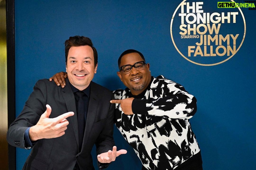 Martin Lawrence Instagram - I’ll always feel at home in NYC with the love I get from @jimmyfallon 🙏🏾 #teammartymar @fallontonight New York, New York