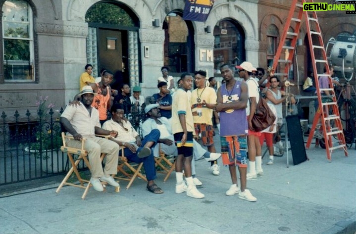 Martin Lawrence Instagram - We knew we were making something special. #teammartymar #tbt #dotherightthing #culture