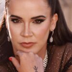 Martita de Graná Instagram - Nunca me había sentido tan espectacularmente bella. Presentamos “De Caperucita a Loba” 🎥en el @festivalmalaga y fué un exitazo!!!!Enhorabuena @martagondevega de nuevo. 5 de abril en cines.🎬🎬 Maquillaje y peluquería @miguelbling @yslbeauty #makeup @lorealpro #hairstyle Estilismo @whatfashionistameans Vestido @josueselfa Fotografía: @carlosvillarejo Festival de Málaga