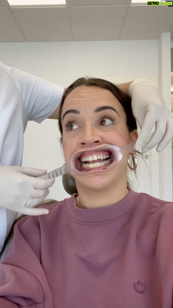 Martita de Graná Instagram - Los dentistas te hablan cuando tú no puedes Gracias @home_clinic_
