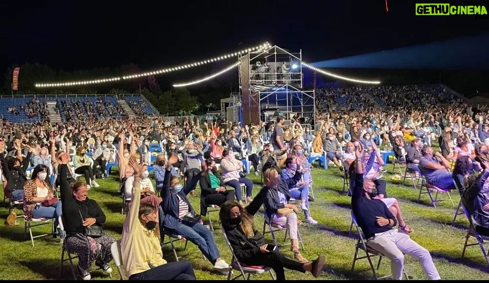 Martita de Graná Instagram - Más de 200.000 entradas vendidas con este, mi primer show. Mu fuerte. Ahora me pillo un descanso, porque mi cabeza lo necesita, porque este camino a parte de darte alegrías tiene sus dificultades, y ha llegado el momento de parar. Gracias a tod@s los que habéis hecho posible esto.❤ Palacio de Exposiciones y Congresos de Granada