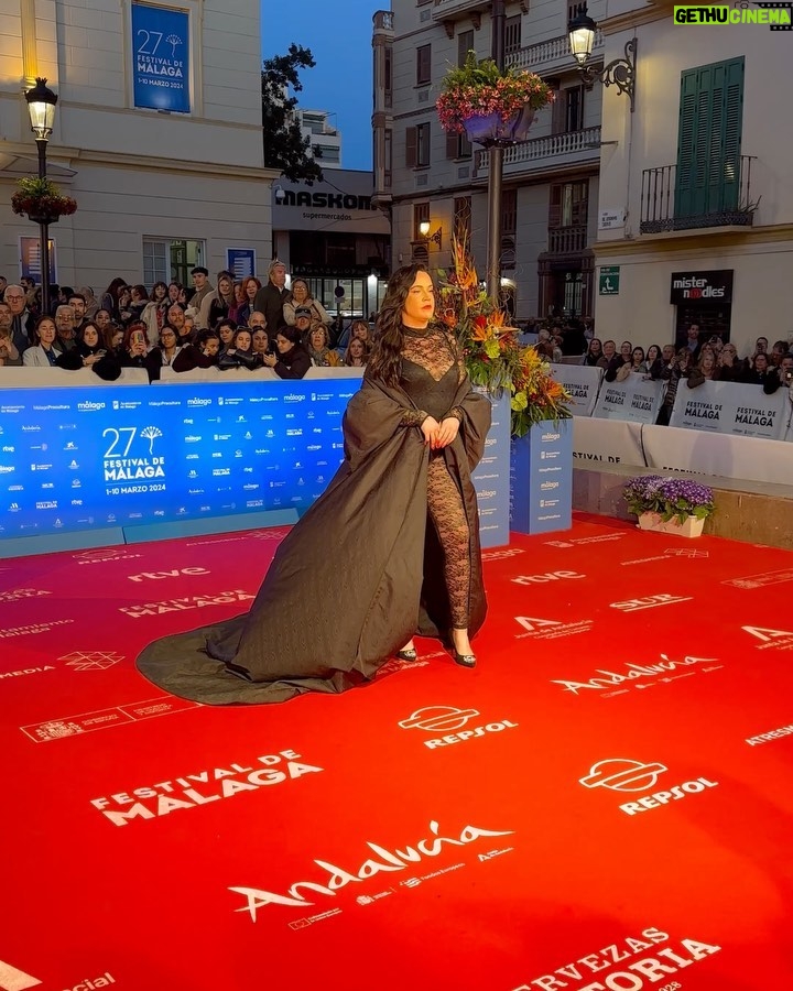 Martita de Graná Instagram - Festival de Málaga 🎬 gracias un año más @festivalmalaga Un orgullo tener un festival internacional de cine tan importante en la tierra. Viva Málaga ❤️❤️ Gracias querido @miguelbling por dejarme siempre tan mona💅💅💅 Makeup: @fentybeauty @fentyskin Hair: @lorealpro Estilismo: @whatfashionistameans Málaga, Spain