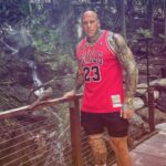 Martyn Ford Instagram – Lovely that this place has a drop off zone for the parents, I managed to wonder around in peace and tranquility ❤️🇦🇺😂🐨 …. What a lovely day.  #australia #parents #dropoff