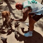 Martyn Ford Instagram - Making friends while out here in the gorgeous Australia, probably my favourite place in the world .. there’s something magical about this incredible country for sure 🇦🇺❤️ #australia #happy #memories