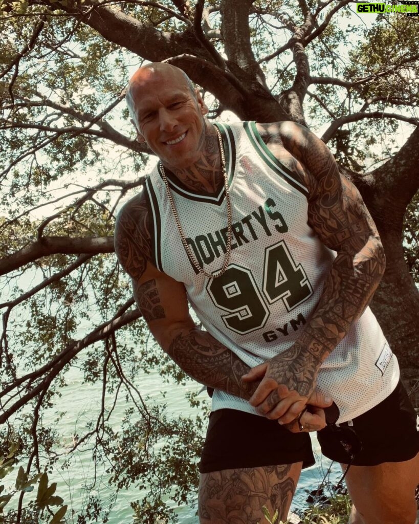 Martyn Ford Instagram - A little bit of my today ….. absolutely gorgeous day, a day of gratitude, a day of reflection and a day of happiness …. Have an incredible weekend people 🇦🇺❤️#australia #walk #life #grateful