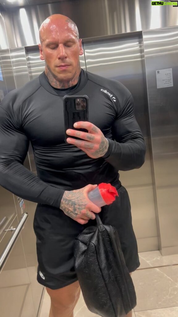 Martyn Ford Instagram - Love what you do, and you will never search for motivation …. Motivation comes from being happy, being forward thinking and ambitious …. Have an incredible day people #australia #mk2 #happy