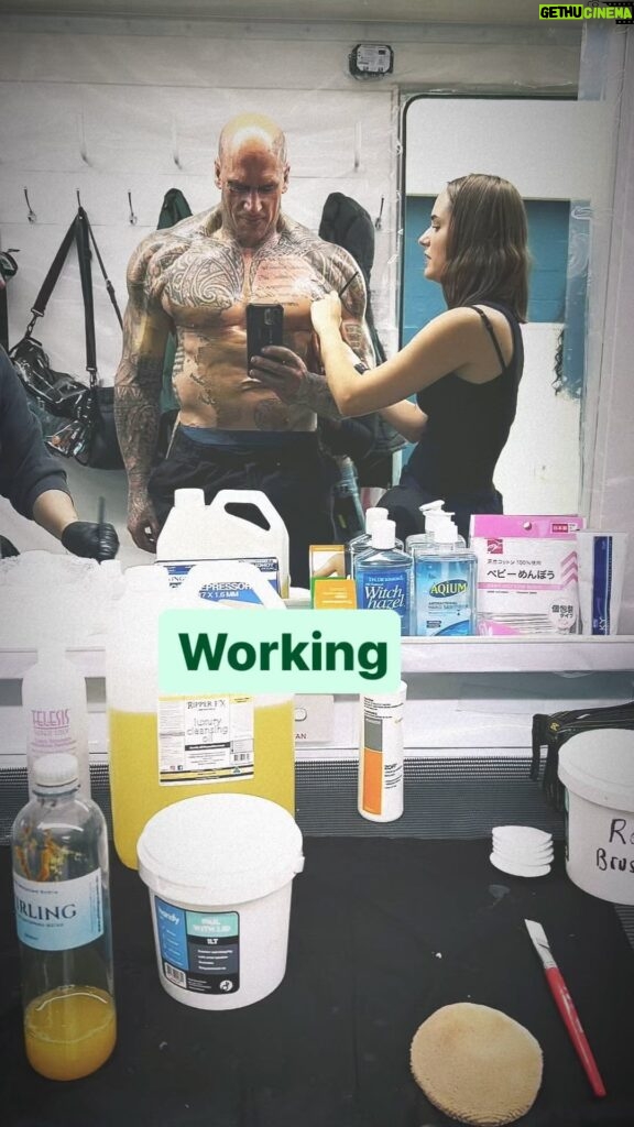Martyn Ford Instagram - An incredible night and day at work ….. only a cool 16 hour day 😂😂 …. And loved absolutely every minute and of it ….. so incredibly lucky to have the privilege of playing such an iconic character, In such a huge franchise #mk2 #mortalkombat2 Village Roadshow Studios