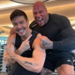 Martyn Ford Instagram - Every day, I wake up …. I’m around incredible people, with an invigorating energy … a passion for progression, a hunger for life … an endless energy and a want to be the best version of themselves possible …. Your circle is VITAL, be around those who inspire you to be more, who want the best for those around them …. @lewistanofficial a talent, a gent and a great energy … #MKFAMILY #gym #fitness #health #passion #mortalkombat11 #mortalkombat #cole #shao Australia