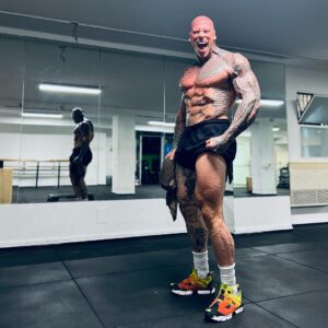 Martyn Ford Instagram - The only limit, is in your own mind …. REFUSE TO BE TOLD what you can and can not do …. JUST SHOW THEM #mindset #strong #mentality #fitness